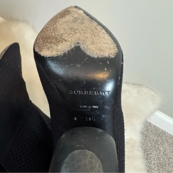 Burberry Kimberly Sock Knit Circle Heel Boots 38.5